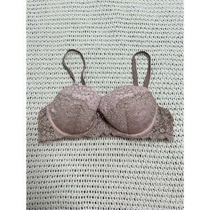 Victoria’s Secret lace bra 34c rhinestone tan and pink womens
